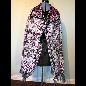 Floral Patterned Women's Shawl (pre-loved)